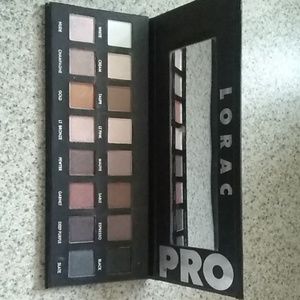 Lorac Pro pallet 1